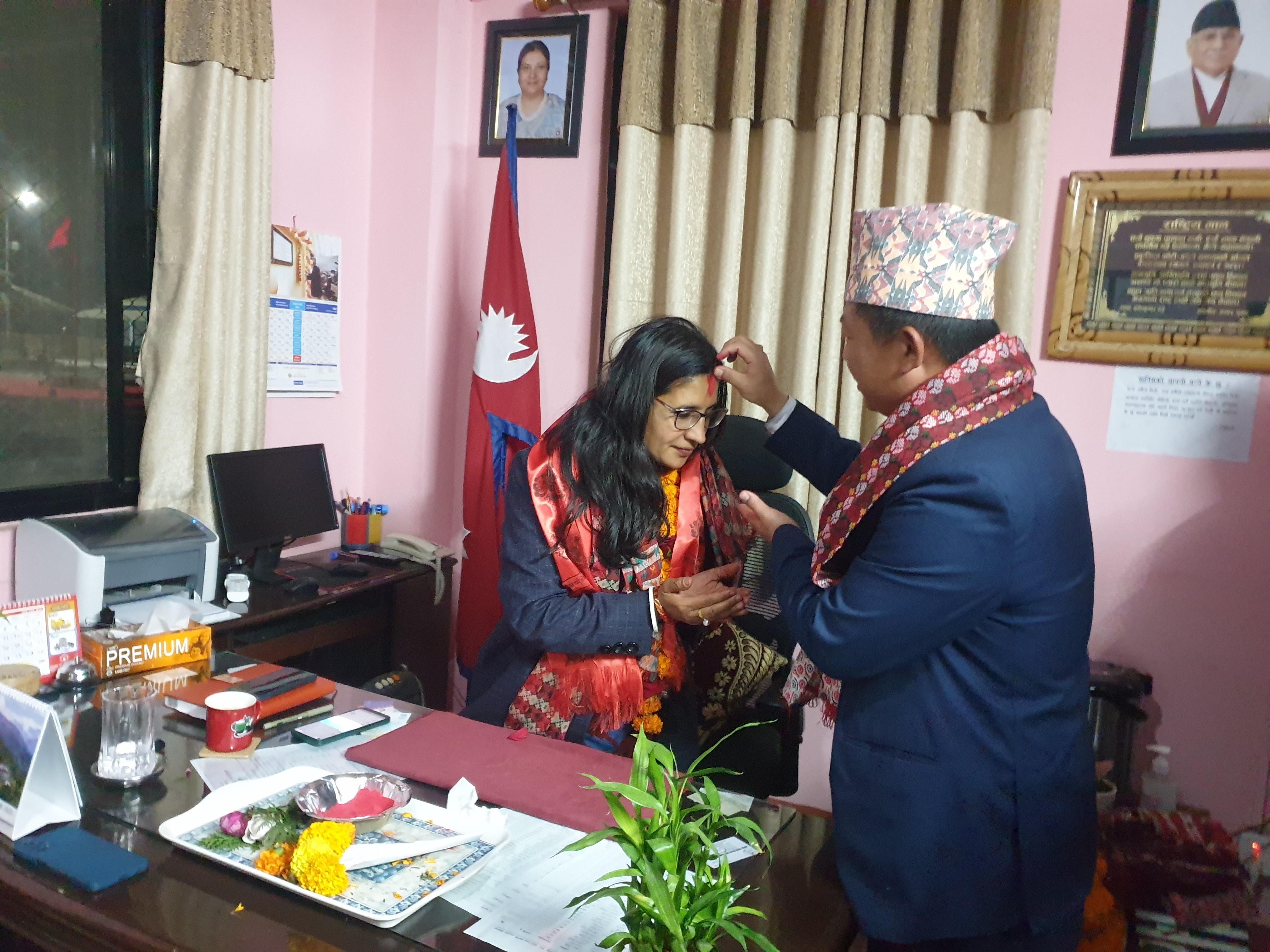 प्रमुख जिल्ला अधिकारी श्री हुमकला पाण्डेज्यूको मिति २०७९।१०।११ गते गरिएको बिदाई