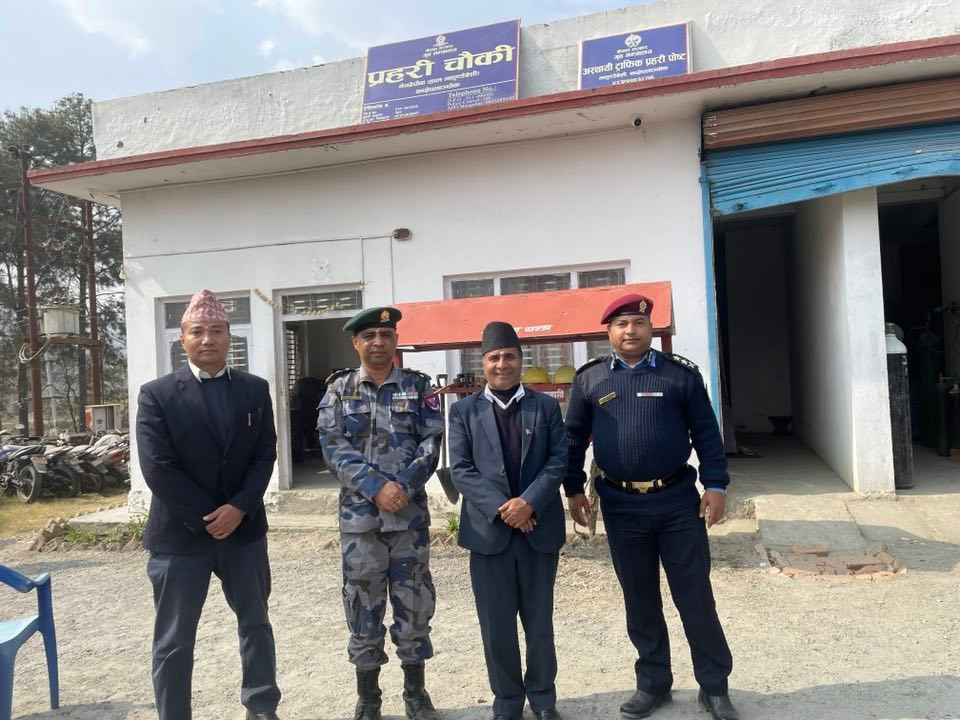 प्रमुख जिल्ला अधिकारी श्री पुण्य विक्रम पौडेलद्वारा प्रहरी चौकी तथा अस्थायी प्रहरी पोष्ट निरीक्षण